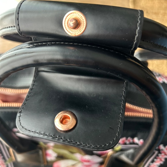 Limited edition Ted baker London Peach Blossom Carry-On - Picture 9 of 16
